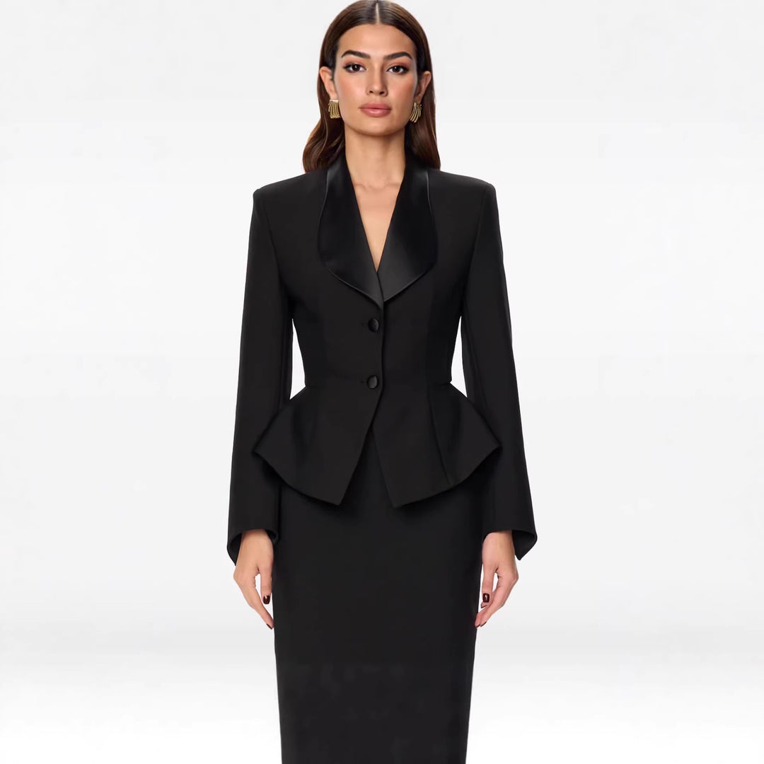 Damen Taillierter Blazer mit Schößchen Satin‑Schalkragen und schlanker Silhouette Shop Nory