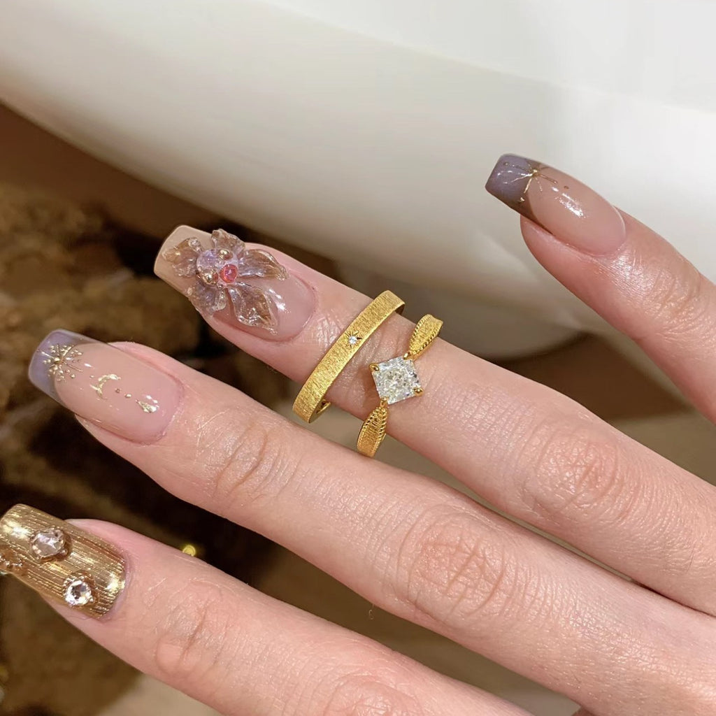 Damen eleganter minimalistischer Ring mit strukturiertem Design Shop Nory