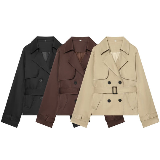 Damen Kurzer Cropped-Trenchcoat mit doppelreihiger Knopfleiste, Taillengürtel und Schulterpatten Shop Nory