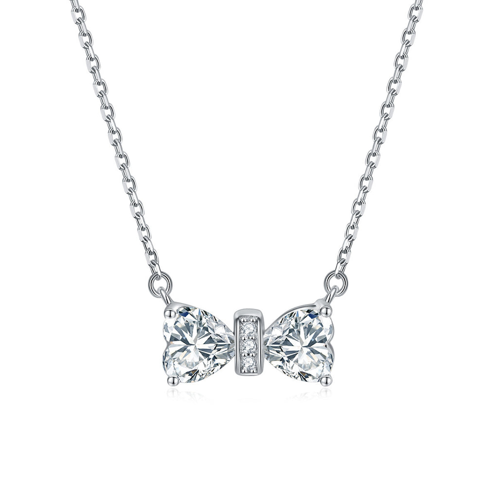 Damen Anhänger mit funkelndem Zirkonia-Rahmen und eleganter Kettenstruktur Shop Nory