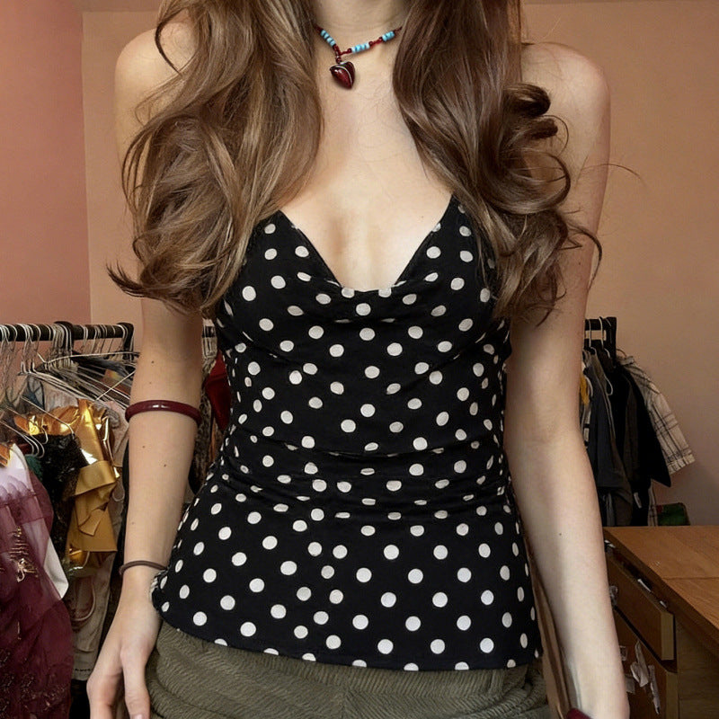 Damen Haltertop mit polka-dots Design und figurbetontem Schnitt