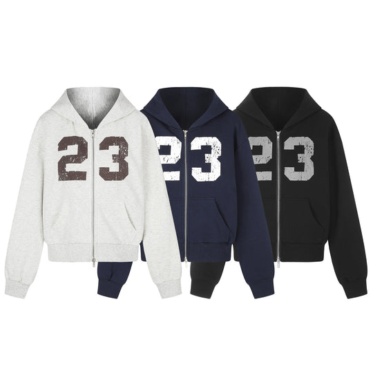 Damen Zip‑Hoodie im Boxy‑Schnitt mit Kängurutasche und Nummernprint Shop Nory