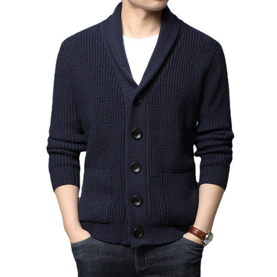 Herren Grobstrick-Cardigan mit Schalkragen, aufgesetzten Taschen und Knopfleiste Shop Nory