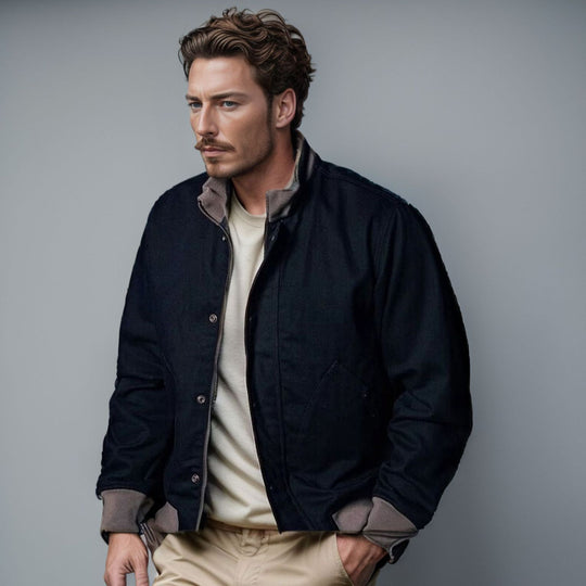 Herren Kurzblouson mit Stehkragen, verdeckter Druckknopfleiste und Rippbündchen Shop Nory