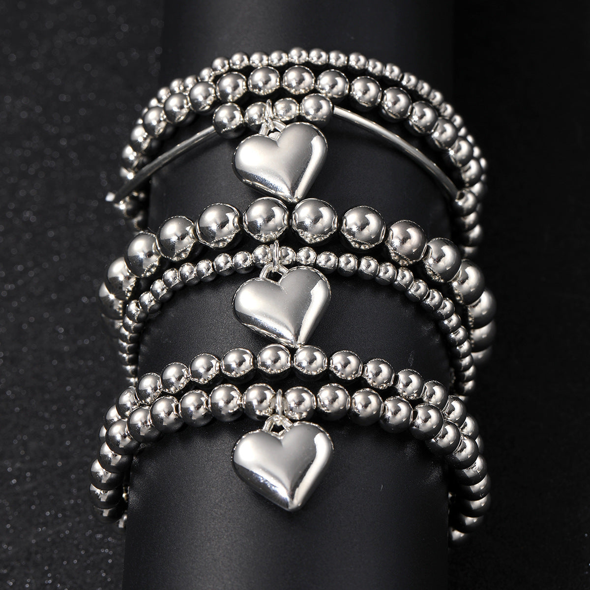 Damenarmband mit Herzen Shop Nory