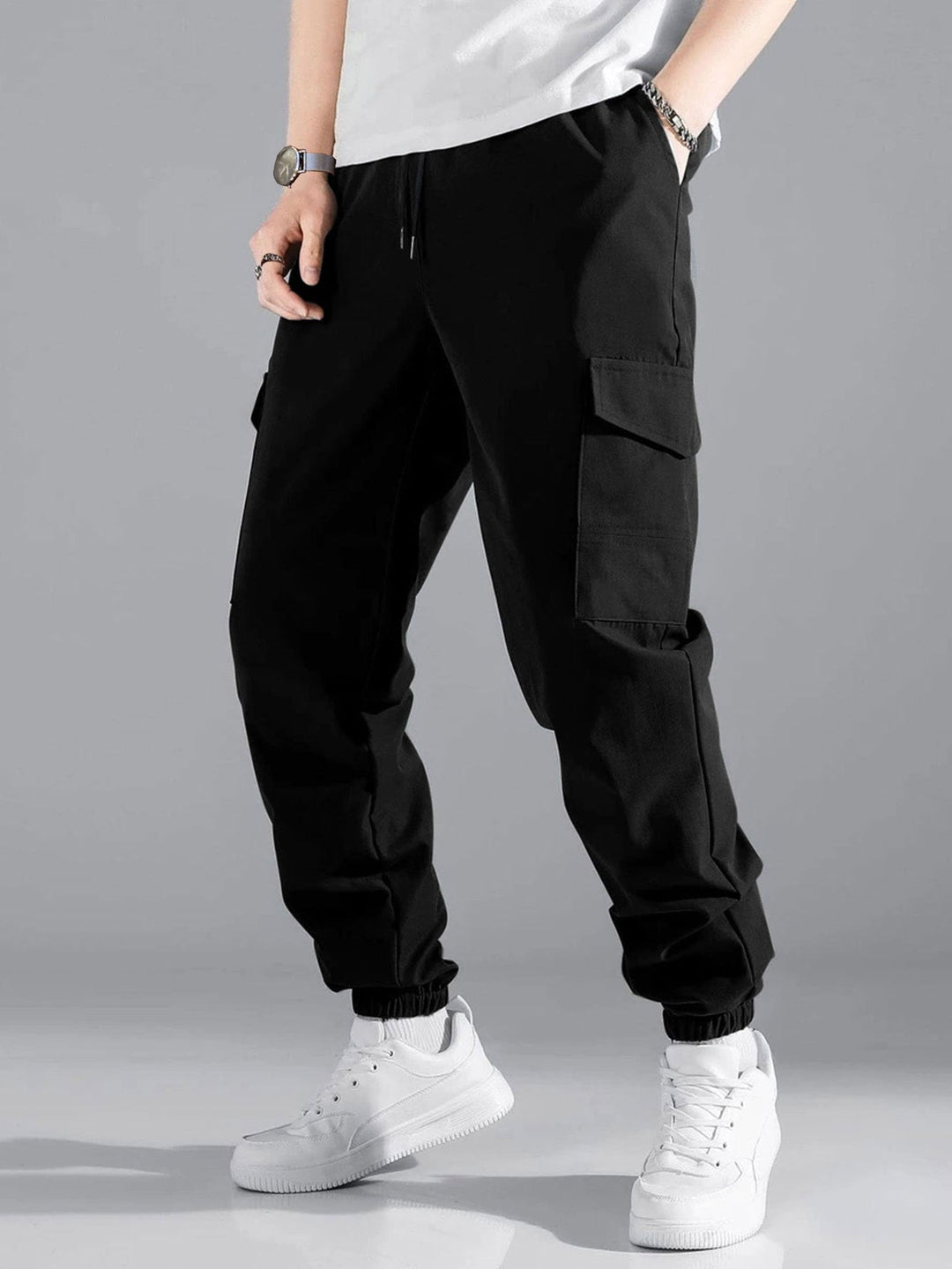 Herren Cargo-Hose mit elastischem Bund und multifunktionalen Taschen