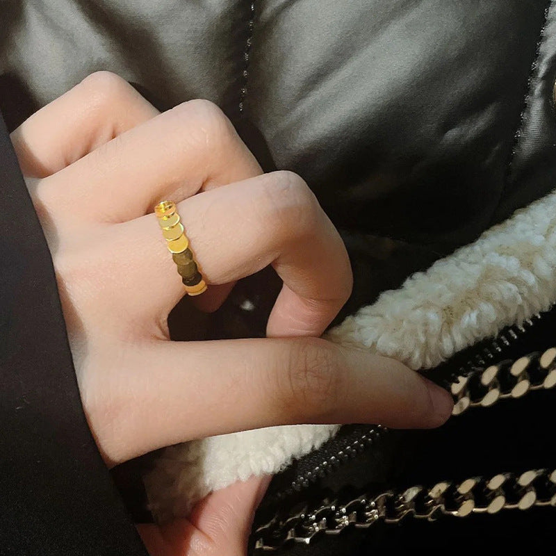 Damen Zierlicher Ring mit geometrischem Design Shop Nory