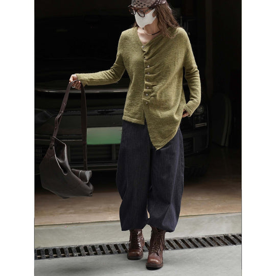 Damen Asymmetrische Mohair-Optik Strickjacke mit versetzter Knopfleiste und spitzem Saum Shop Nory