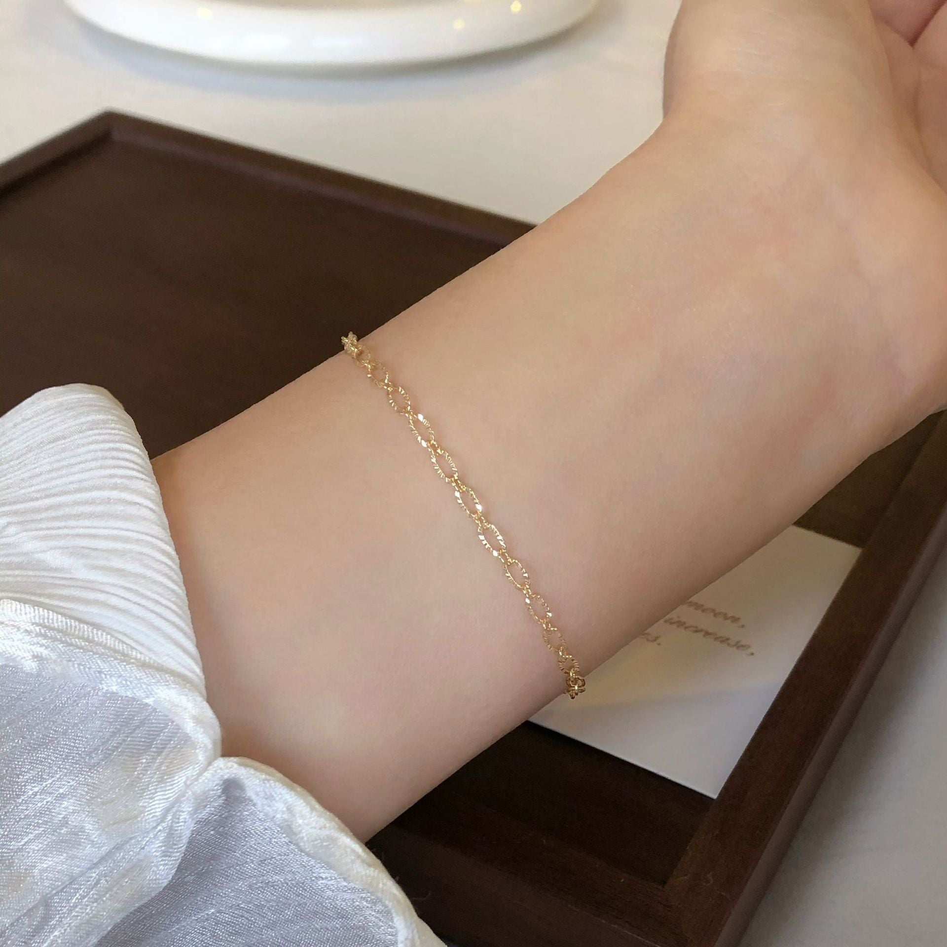 Damen Halskette mit exquisitem Kettendesign und zarter Perle Shop Nory
