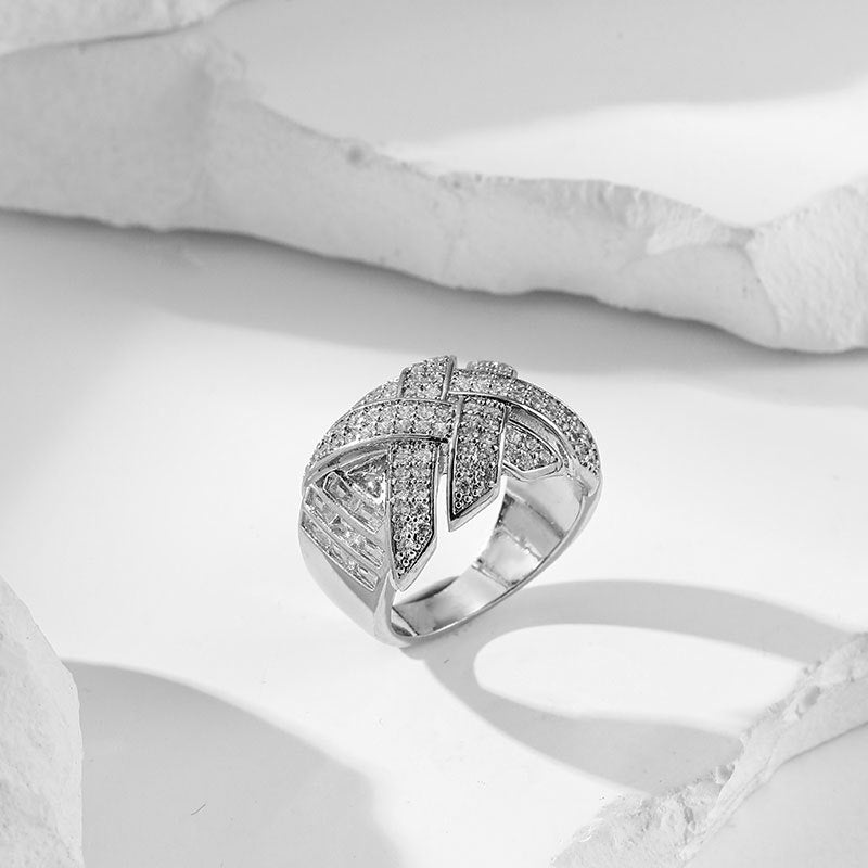 Damen glamouröser Schmuckring mit Zirkonia Shop Nory