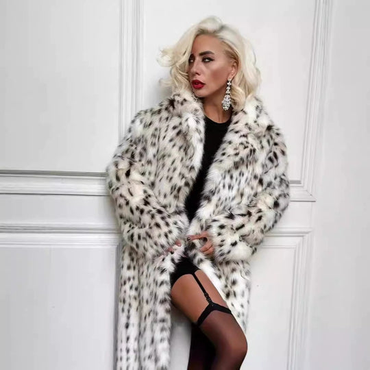 Damen langer Oversize Kunstpelzmantel mit Leopardenmuster und breitem Revers Shop Nory