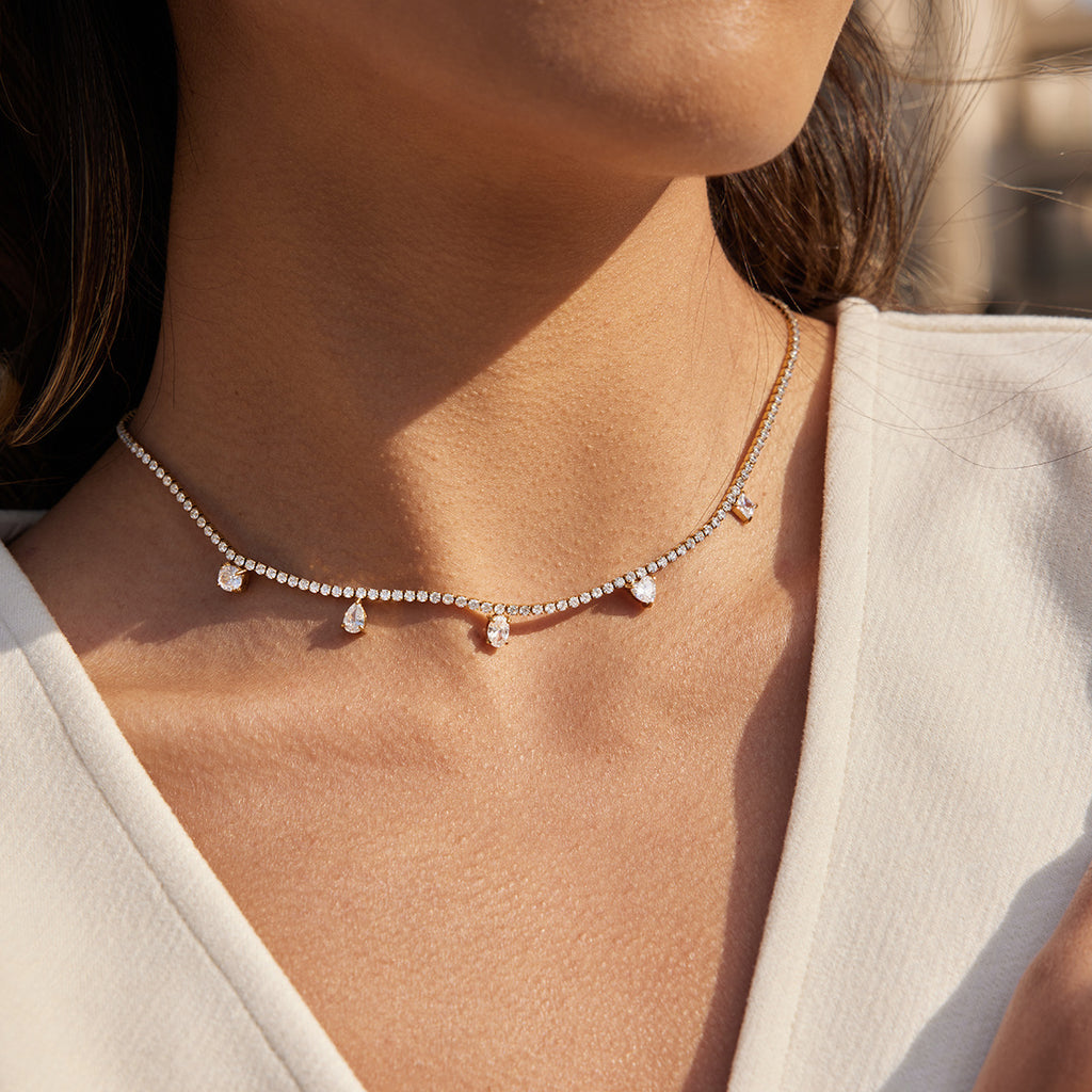 Damen elegante Halskette mit funkelnden Zirkonia und verstellbarer Verlängerung Shop Nory