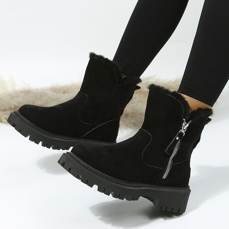 Damen Kurzschaft-Stiefelette mit Teddy‑Umschlag, Veloursoptik und Chunky‑Lug‑Sohle Shop Nory
