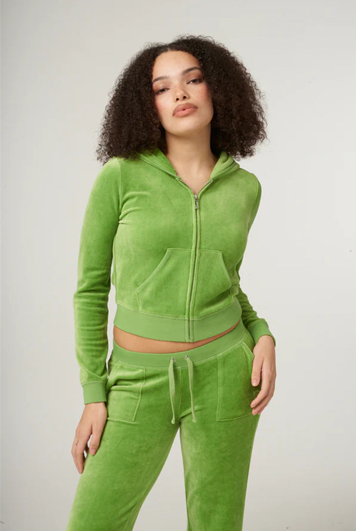 Damen Samtvelours Cropped-Zipjacke mit Kängurutasche und hochgeschnittener Bündchenhose Shop Nory