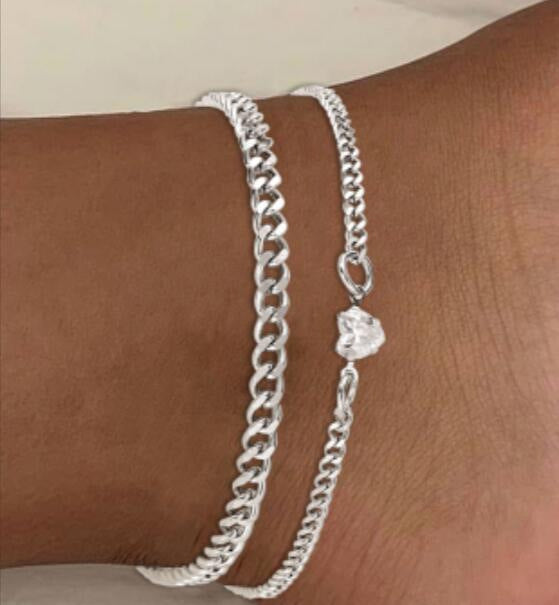 Damen Fußkettchen aus elegantem, vergoldetem Metall mit funkelndem Anhänger Shop Nory
