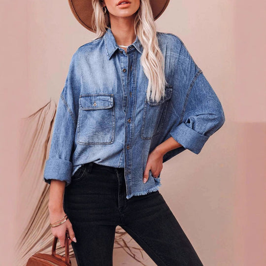 Damen Oversized Jeanshemd mit praktischen Brusttaschen und lässigem Schnitt
