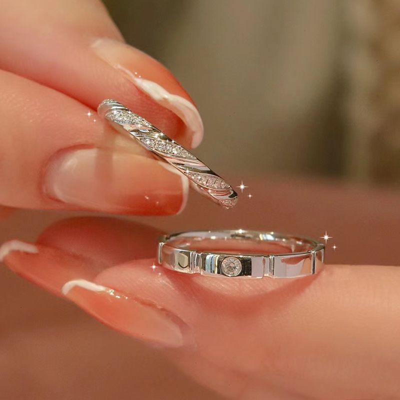 Damen Ring-Set mit kunstvollem Zopfdesign und funkelnden Zirkonia Shop Nory