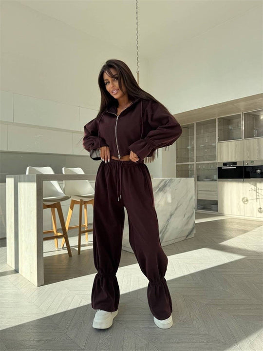 Damen Cropped-Kapuzenjacke mit Reißverschluss und taillierter Tunnelzug-Jogginghose Shop Nory