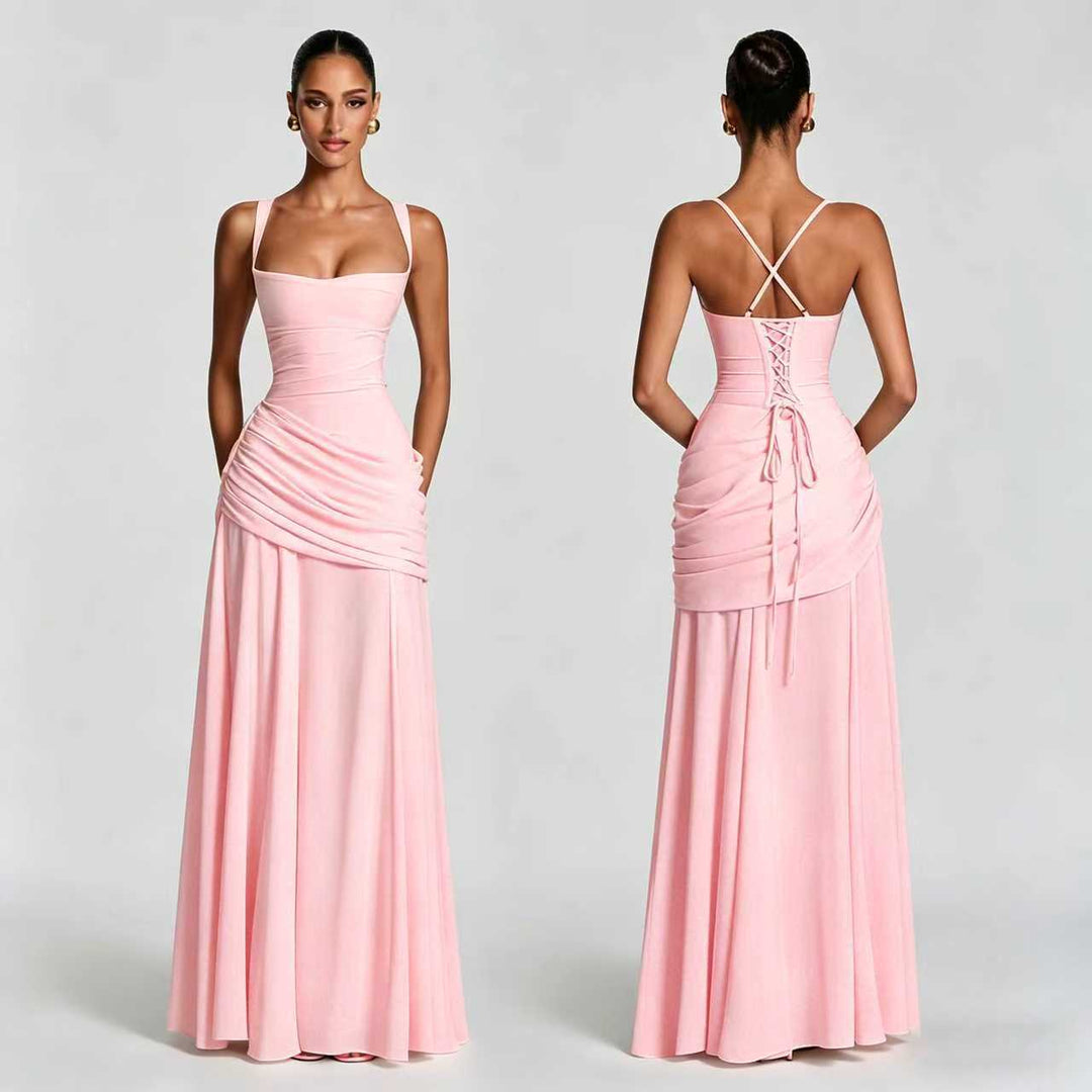 Damen Elegantes, schulterfreies Abendkleid mit raffinierten Drapierungen und fließendem Schnitt