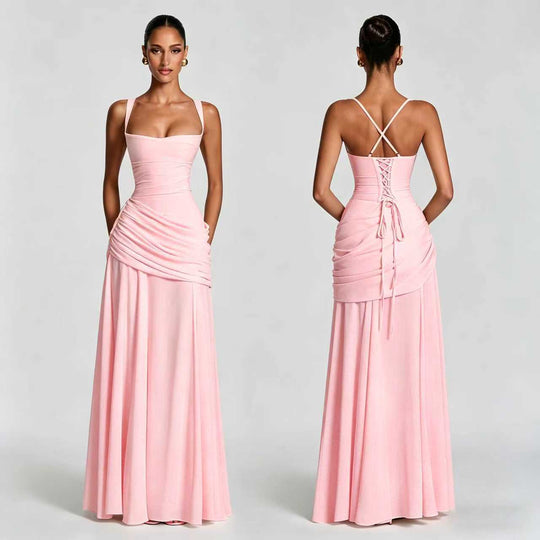 Damen Elegantes, schulterfreies Abendkleid mit raffinierten Drapierungen und fließendem Schnitt