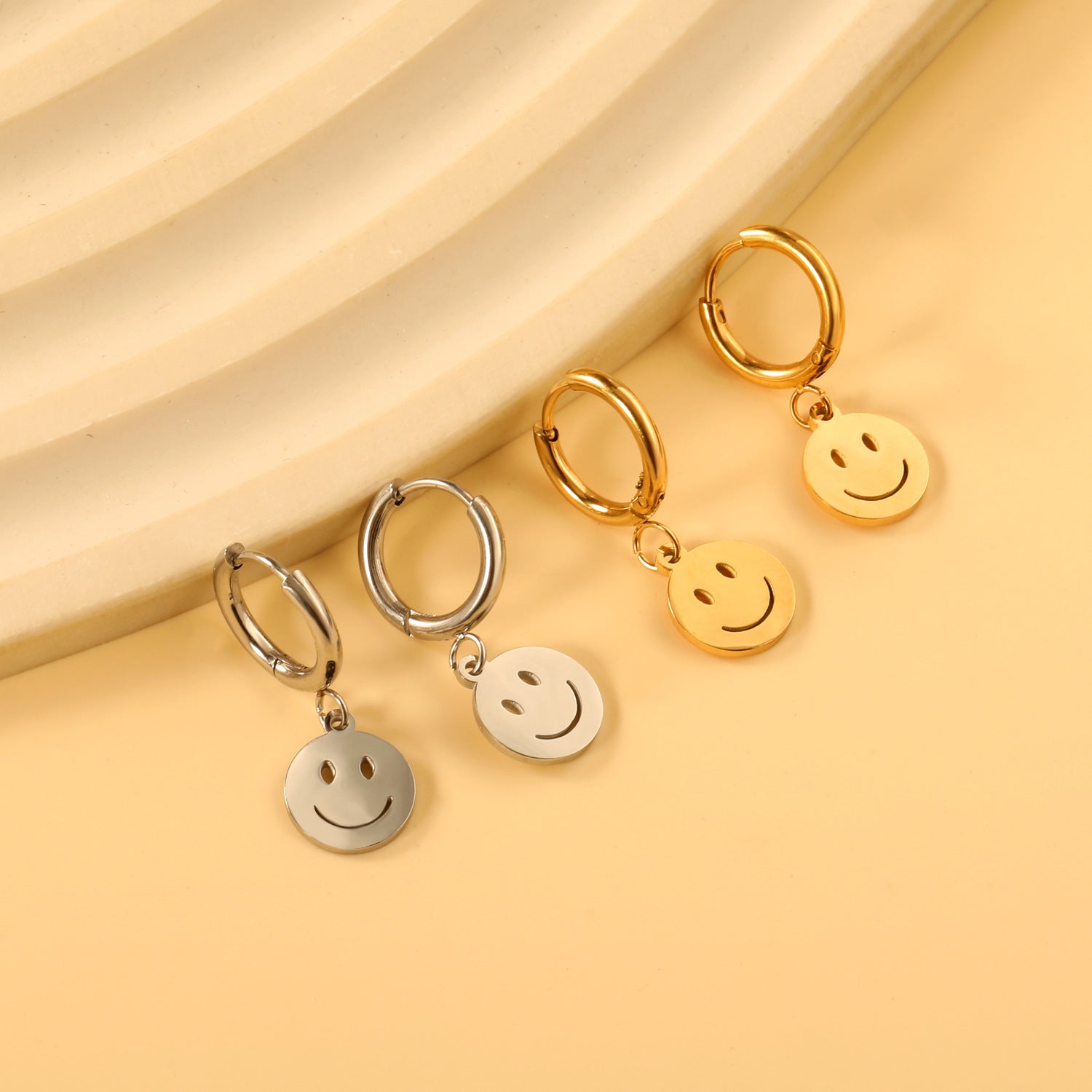 Damen Lustige Smiley-Ohrhänger Shop Nory