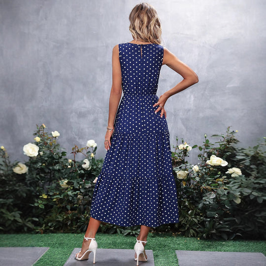 Damen Maxikleid mit Punkten und voluminösem Saum Shopnory