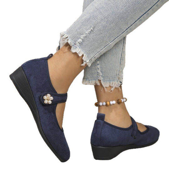 Damen Mokassin-Schuhe mit elegantem Riemen und zeitloser Blütenapplikation Shopnory