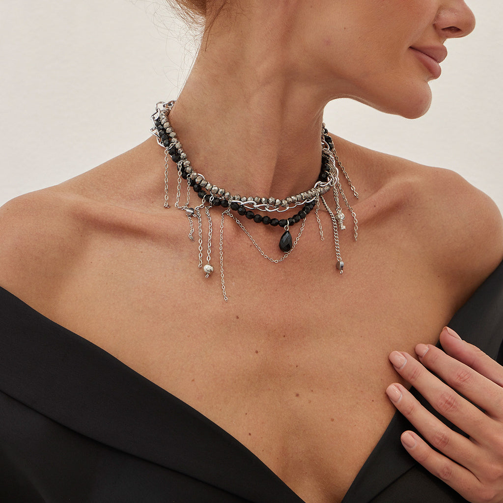 Damen Statement-Halskette mit feinen Ketten und eleganten Perlen Shop Nory
