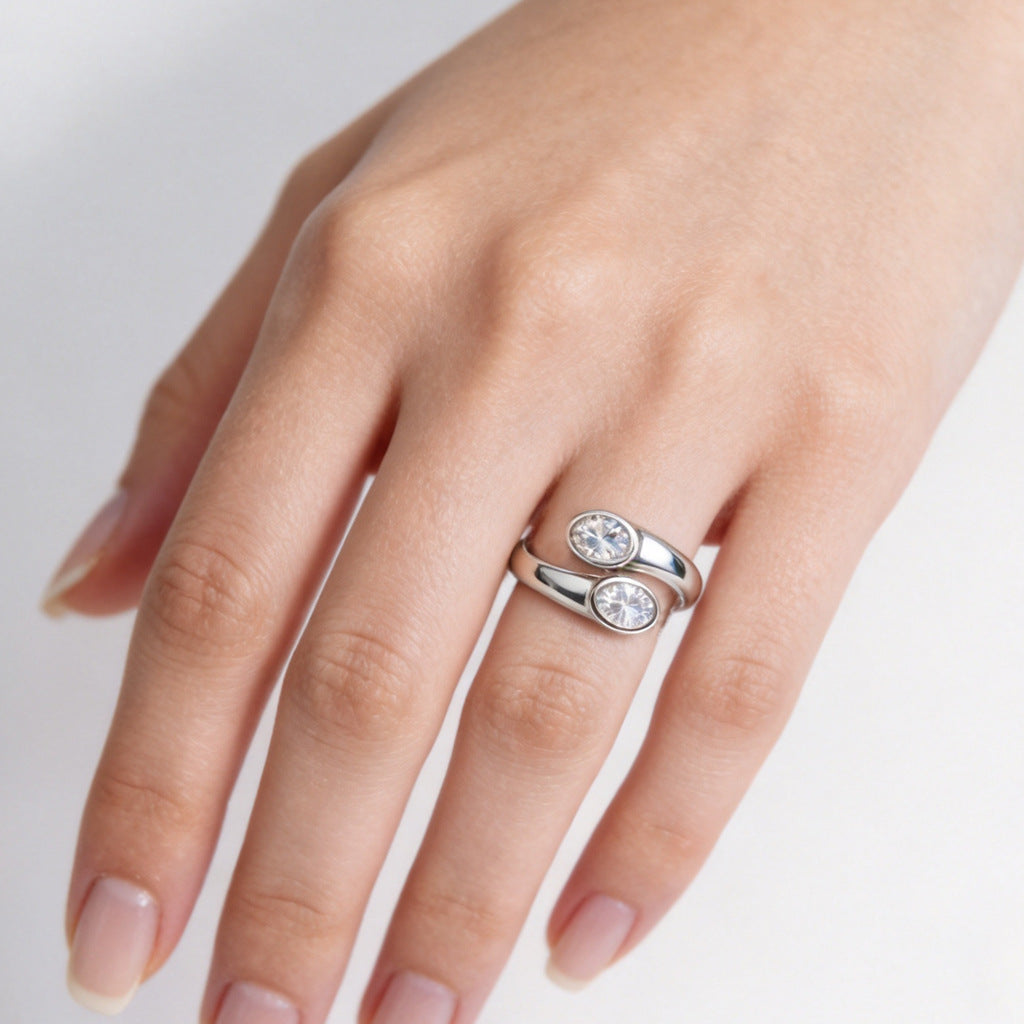 Damen Designer-Ring mit eleganten, ovalen Zirkonia-Shop Nory