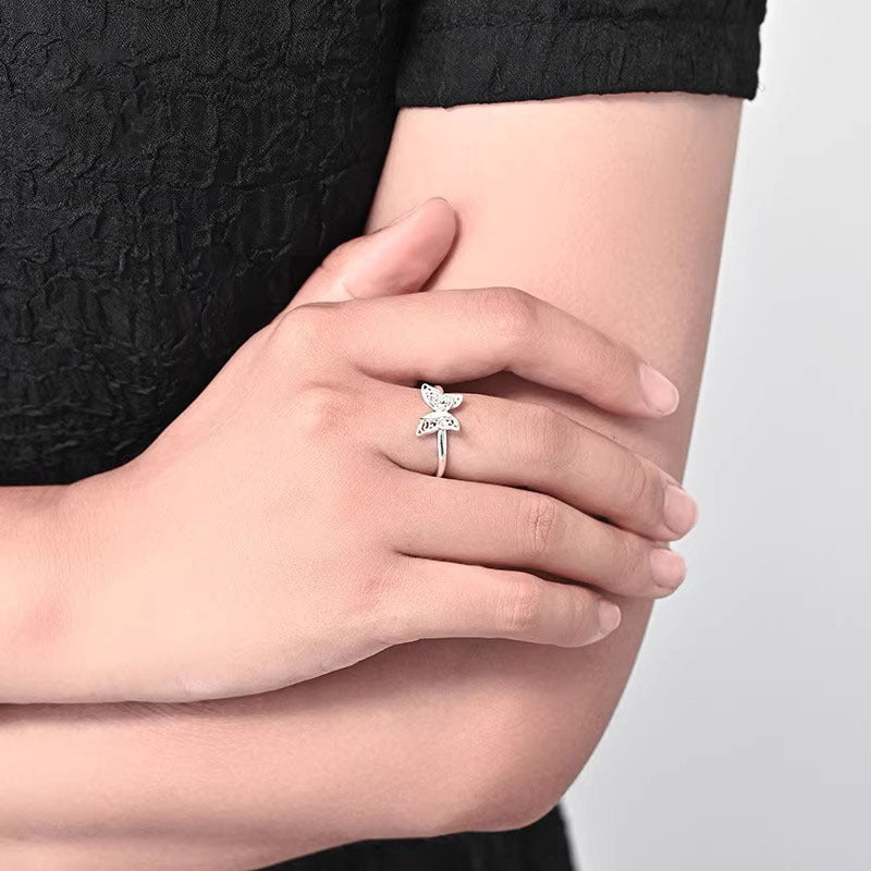 Damen zierlicher Schmetterlingsring mit feiner Detailarbeit Shop Nory