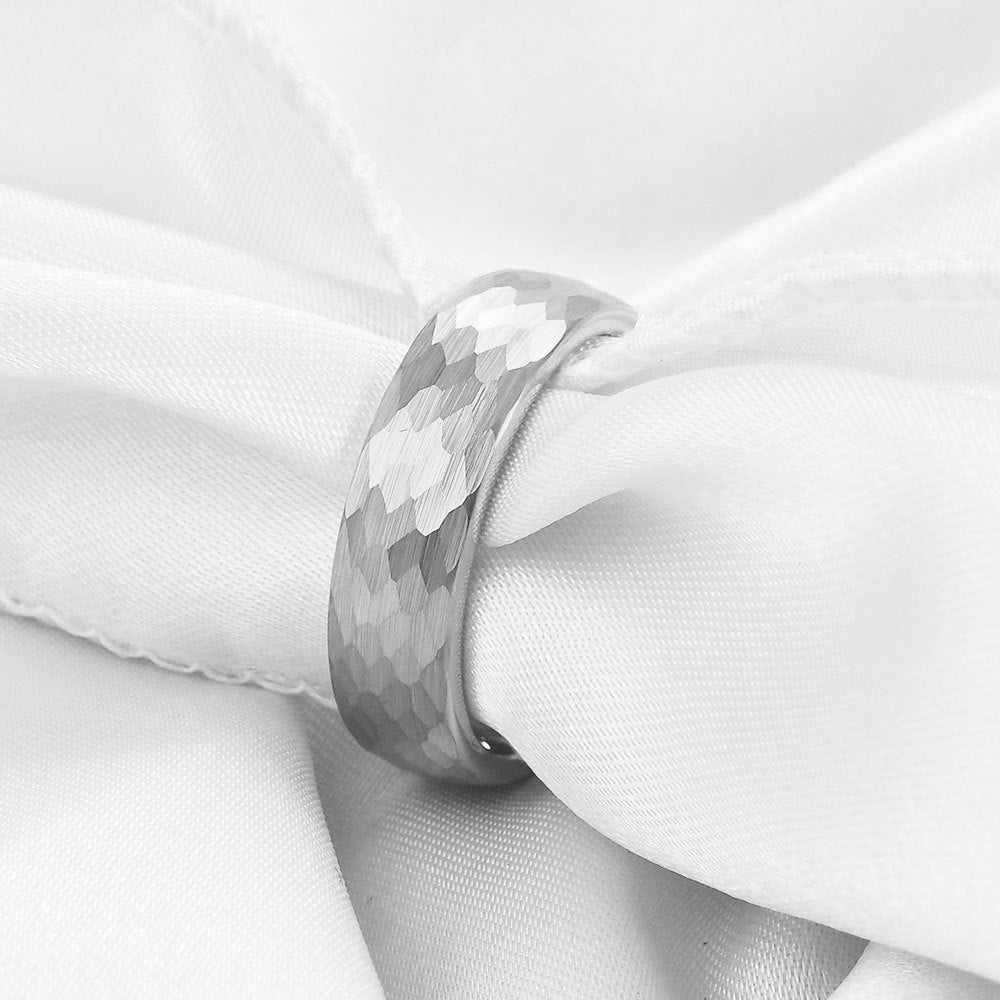 Herren Ring aus Wolframkarbid mit strukturiertem Oberflächenfinish Shop Nory