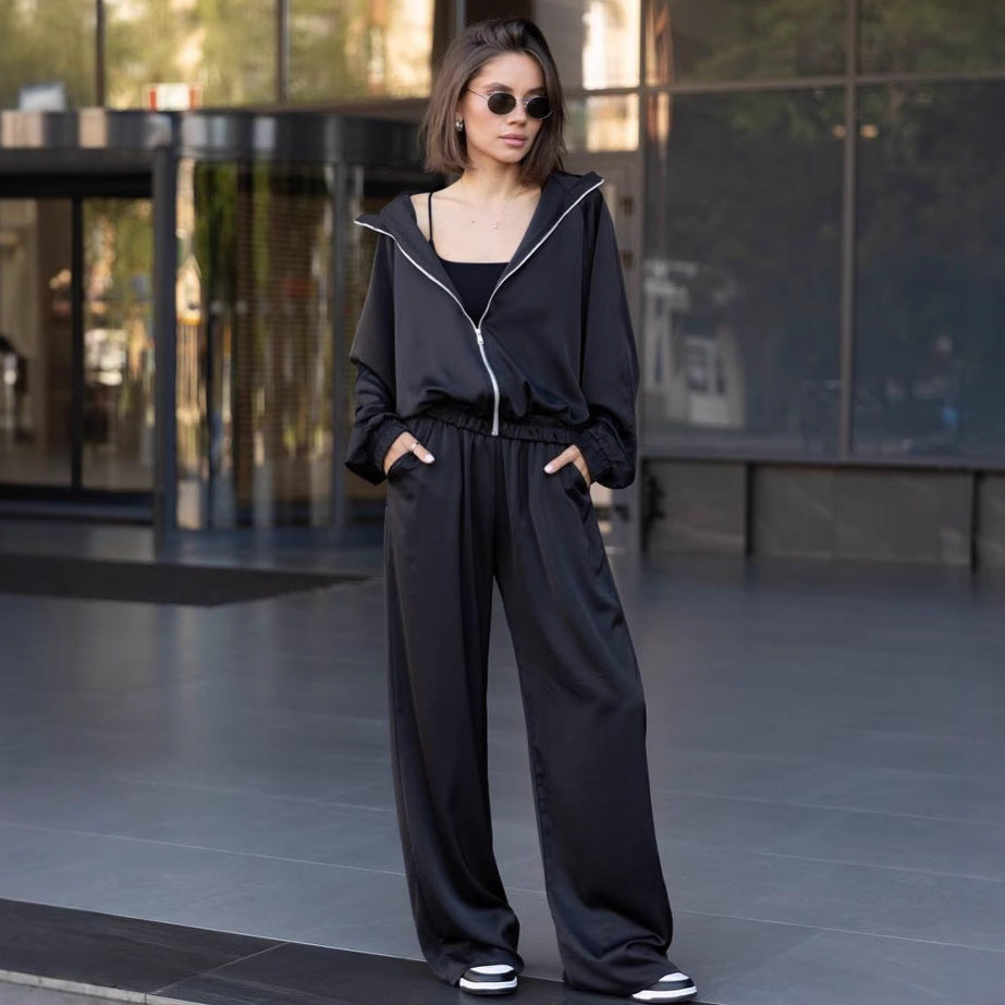Damen lässiges Zweiteiler Set aus fließender Satinoptik mit weitem Bund und Crop-Top Shop Nory