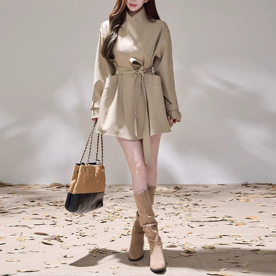 Damen Kurzes Wickelmantel-Kleid mit Taillengürtel und legerer A-Linie Shop Nory