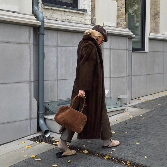 Damen Langer Kunstfellmantel mit Stehkragen und Oversize-Passform Shop Nory