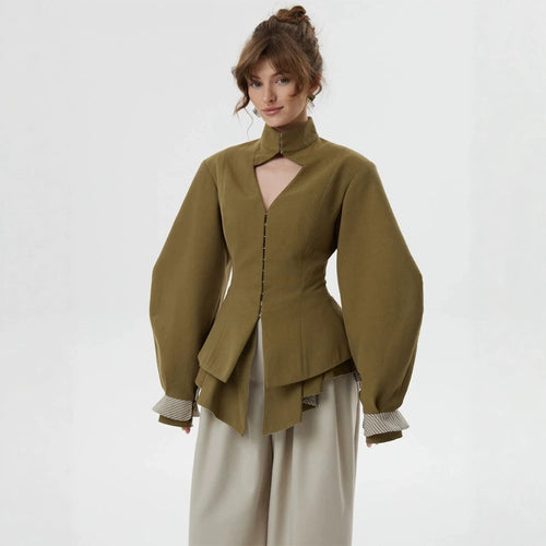 Damen taillierte Jacke mit Stehkragen, Cut-Out und Ballonärmeln Shop Nory