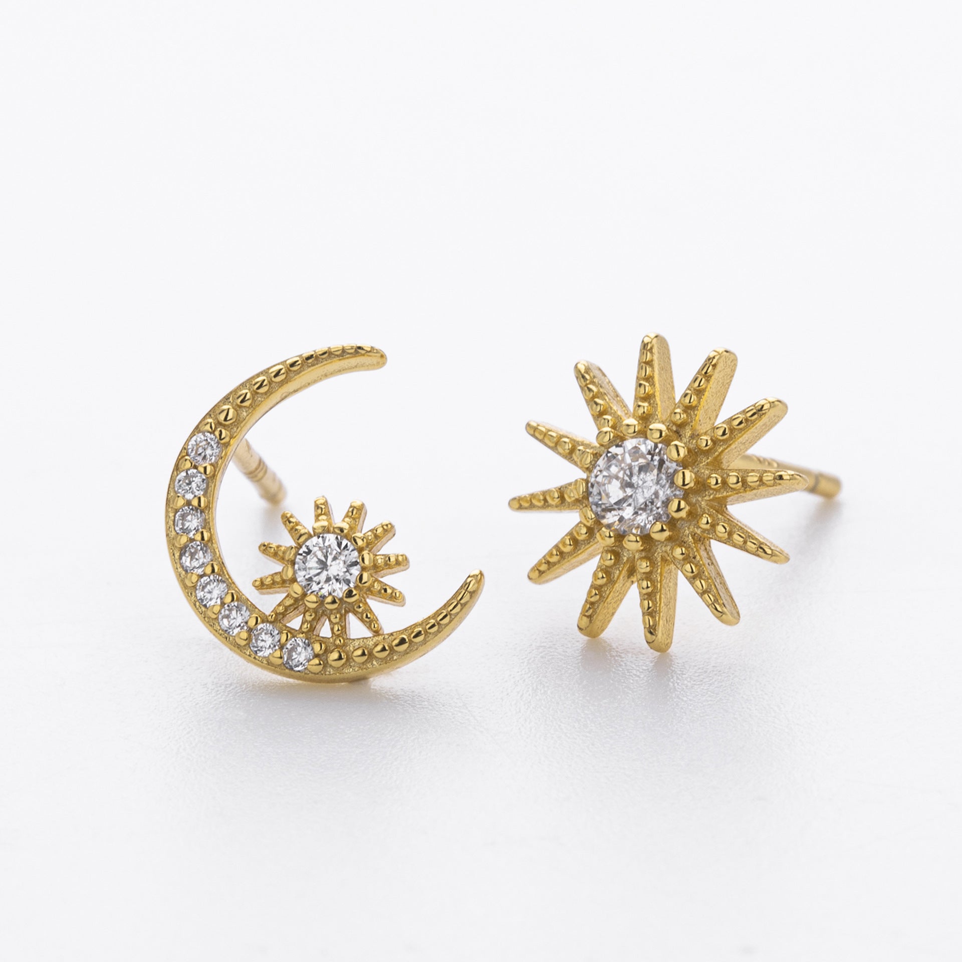 Damen Ohrstecker im verspielten Mond- und Sternendesign Shop Nory