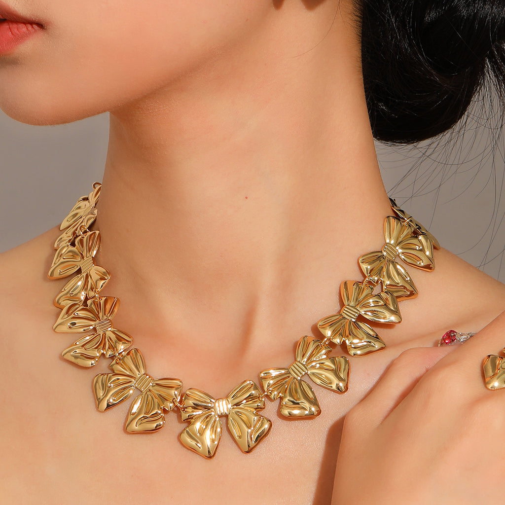 Damen Armreif mit floralen Akzenten Shop Nory