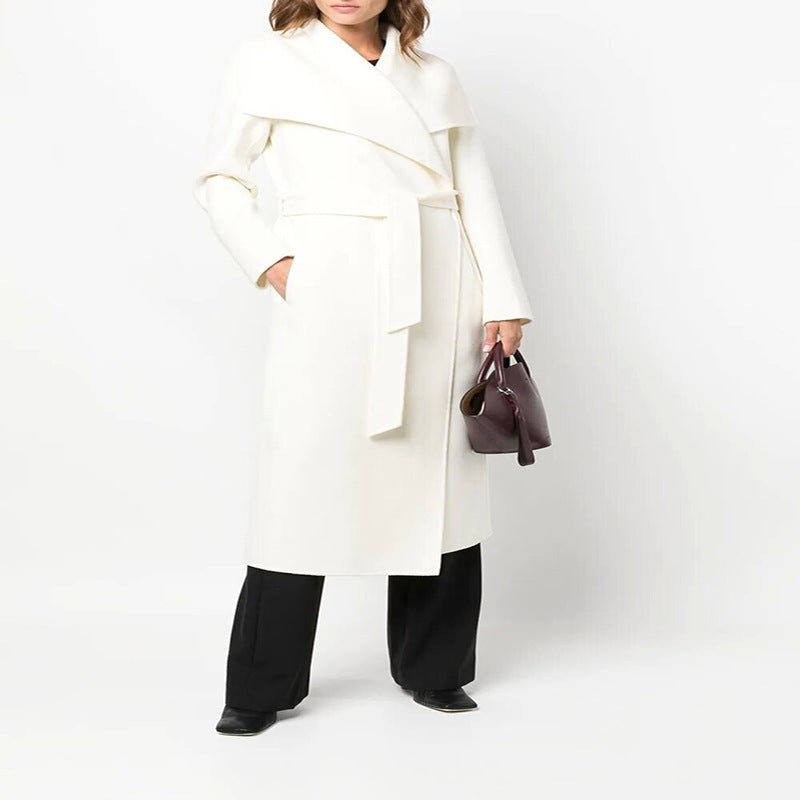 Damen Taillierter Wickelmantel im Kimono‑Look mit weitem Schalkragen und Bindegürtel Shop Nory