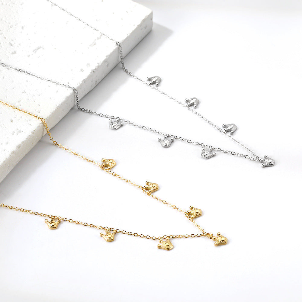 Damen Halskette mit königlichen Krönchen-Anhängern aus hochwertigem Edelstahl und elegantem Goldüberzug Shop Nory