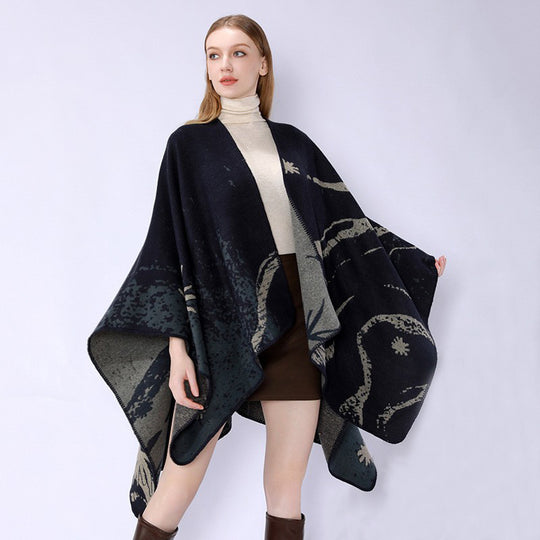 Damen Überschnittenes Jacquard‑Wickelcape aus feinem Strick mit asymmetrischem Saum Shop Nory
