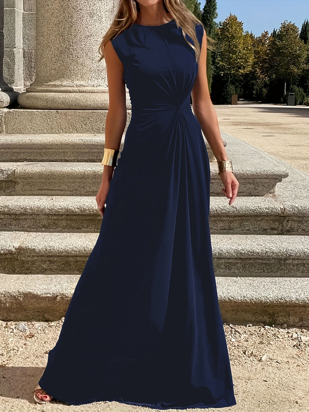 Damen Elegantes Maxikleid mit Raffungen und Rundhalsausschnitt