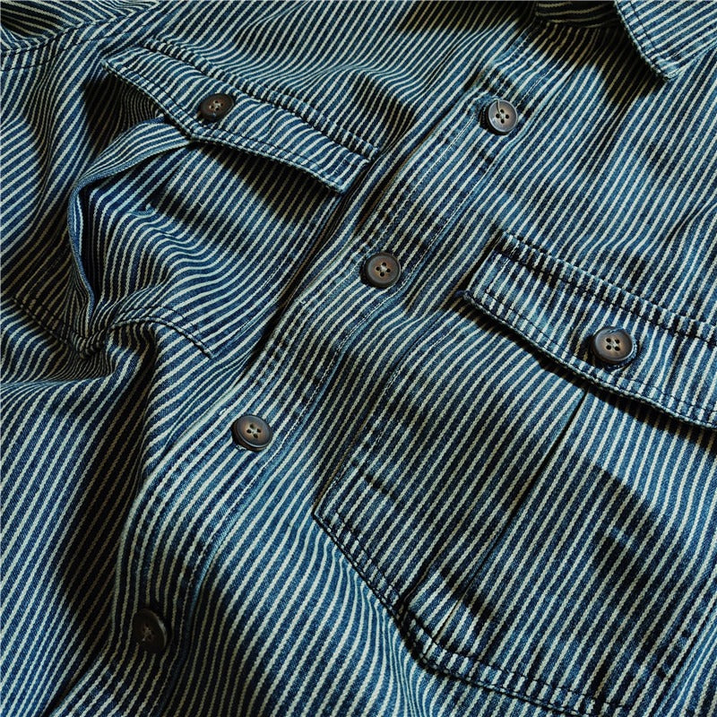 Herren Gestreiftes Baumwoll-Worker-Hemd mit aufgesetzten Brusttaschen und durchgehender Knopfleiste Shop Nory