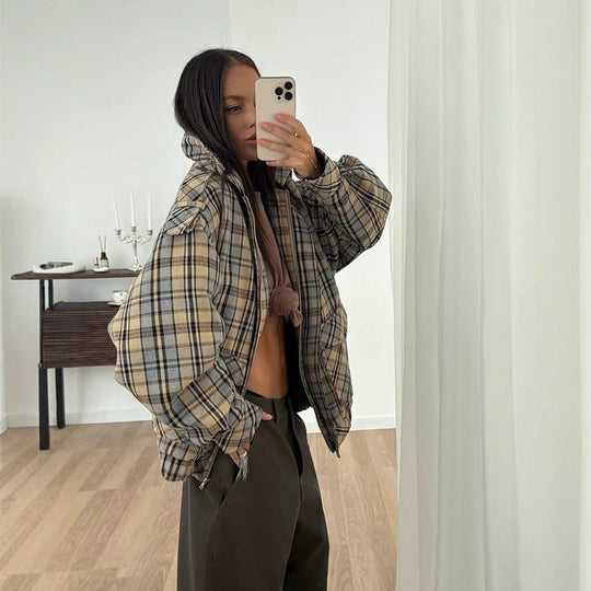 Damen Oversize-Karomantel im Boxy‑Schnitt mit Reißverschluss und Schulterklappen Shop Nory