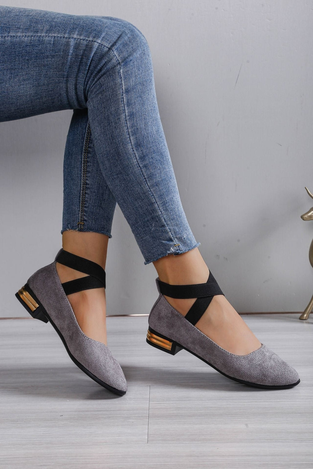 Damen Elegante Ballerinas mit elastischem Riemchen