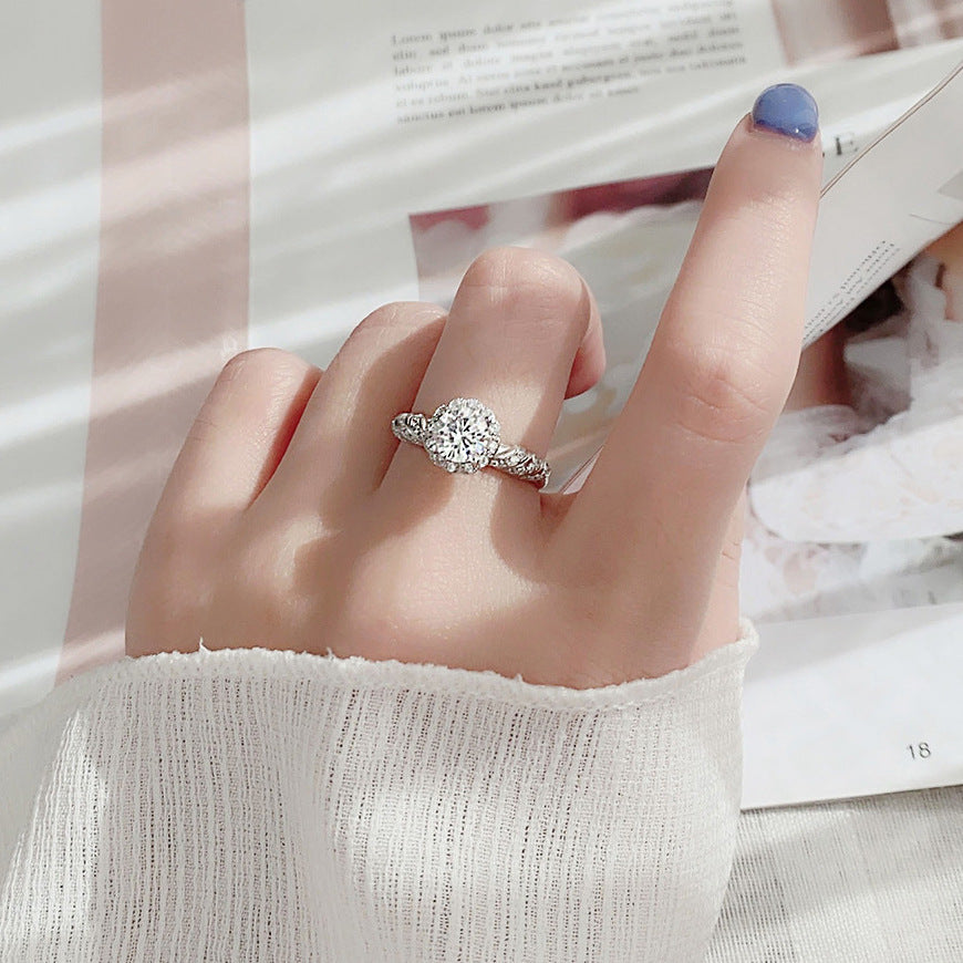 Damen Verlobungsring mit funkelndem Zirkonia Shop Nory