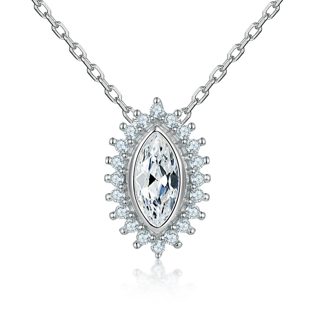 Damen Halskette mit unendlichem Symbol und funkelndem Zirkonia-Besatz Shop Nory 1779565410