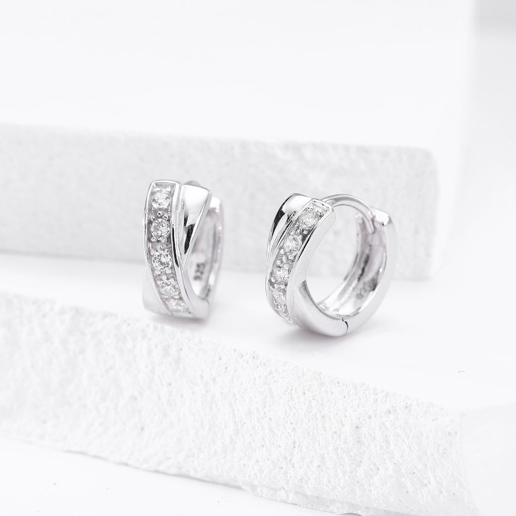 Damen Creolen mit strahlenden Zirkonsteinen und 925 Sterlingsilber Shop Nory
