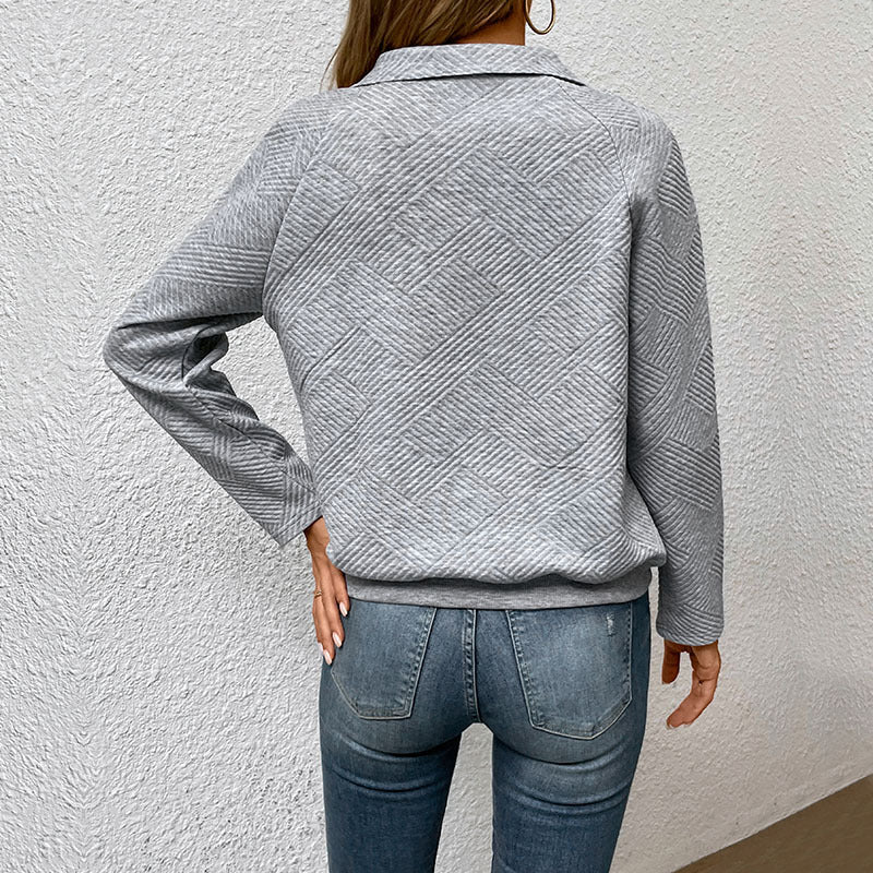 Damen Stepp-Sweatshirt mit Klappkragen, Druckknopf-Detail und Kängurutasche Shop Nory