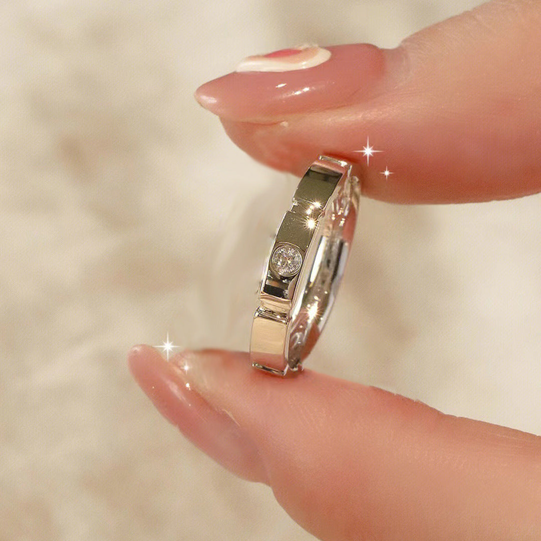 Damenring mit elegantem, minimalistischem Design und funkelndem Zirkon Shop Nory