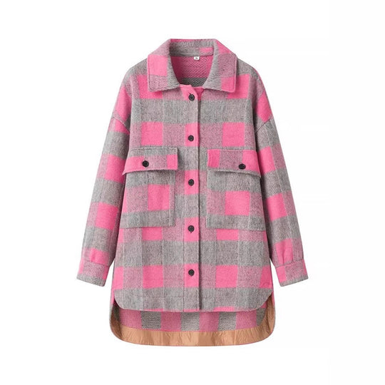 Damen Oversized Hemdjacke im Karo mit großen Pattentaschen und gerundetem Saum Shop Nory